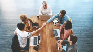 Onboarding Prozess: So verlieren Sie nie wieder neue Mitarbeiter in den ersten 90 Tagen